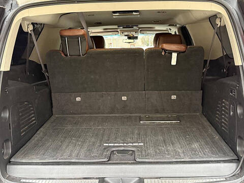 2017 Cadillac Escalade ESV Premium Luxury