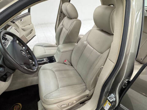 2010 Cadillac DTS Luxury Collection