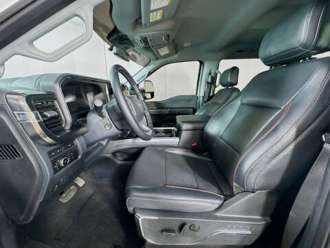 2023 Ford F-450 Super Duty Lariat