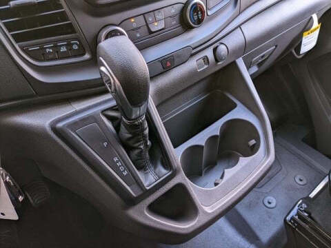2024 Ford Transit 250