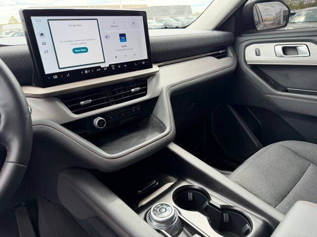 2025 Ford Explorer Active
