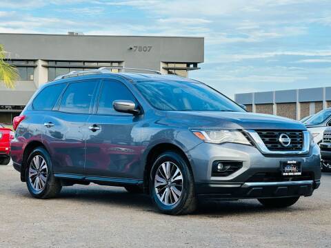 2017 Nissan Pathfinder for sale at MotorMax in San Diego CA