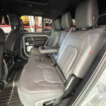 2024 Land Rover Defender 130 P400 X