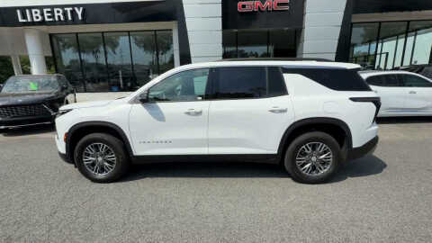 2025 Chevrolet Traverse LT