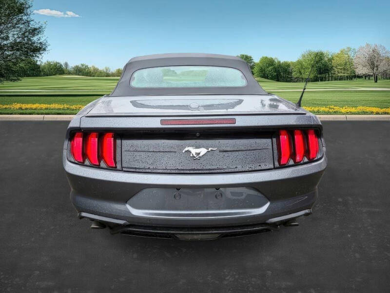 2022 Ford Mustang