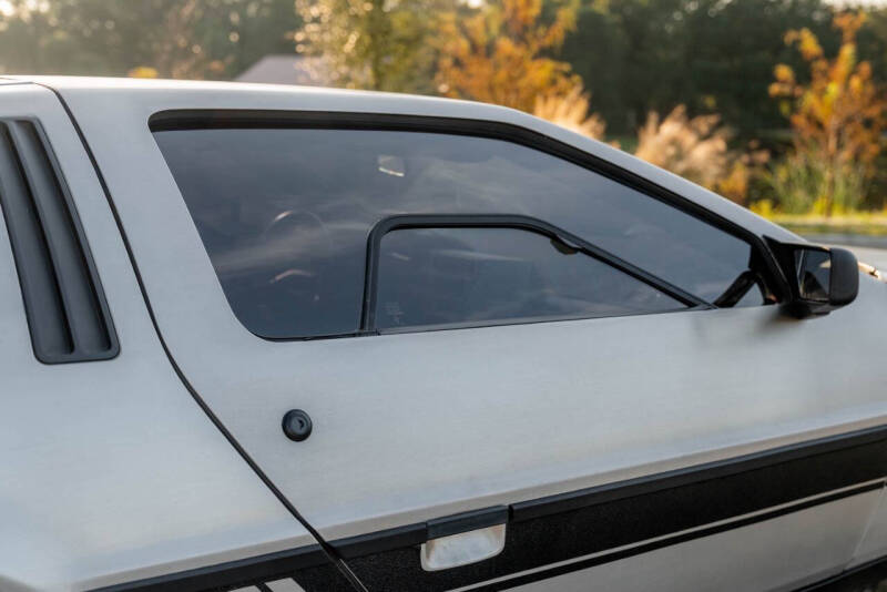 1981 DeLorean DMC-12