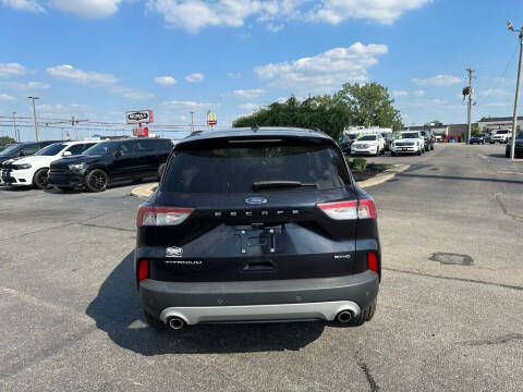 2021 Ford Escape Titanium