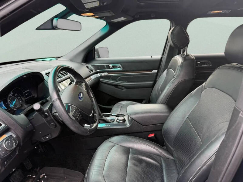 2017 Ford Explorer Limited
