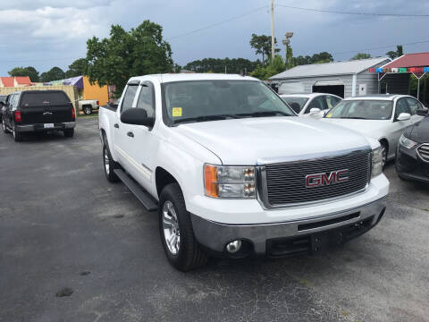 2009 GMC Sierra 1500 for sale at Town Auto Sales LLC in New Bern NC