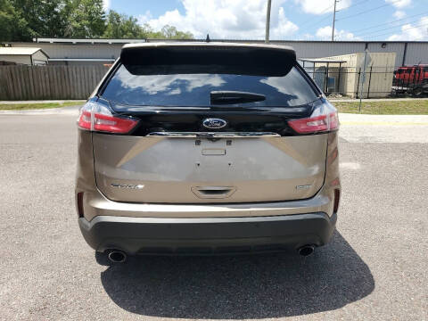 2020 Ford Edge SE