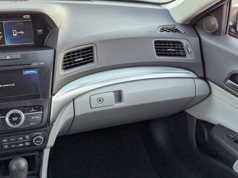 2020 Acura ILX w/Premium