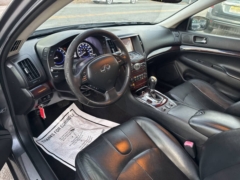 2012 INFINITI G Sedan Limited Edition photo 19