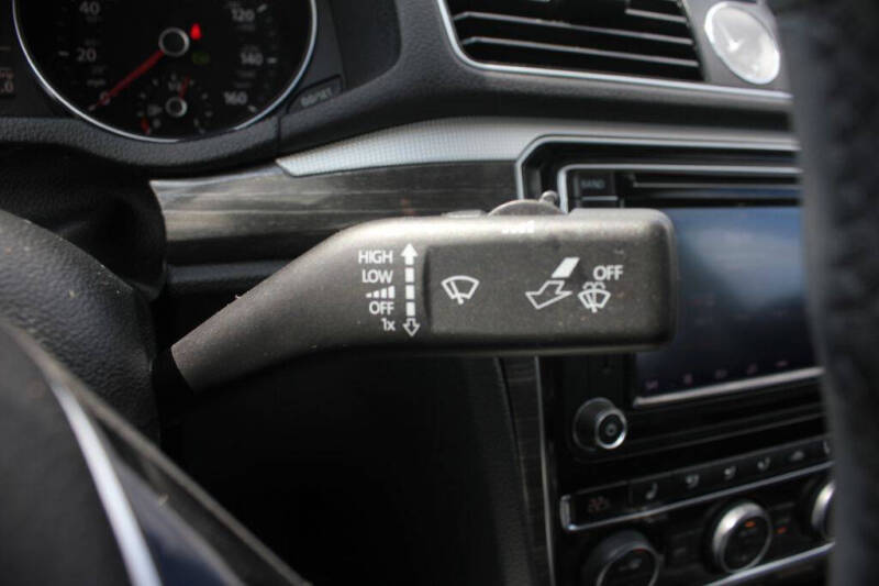 2016 Volkswagen Passat