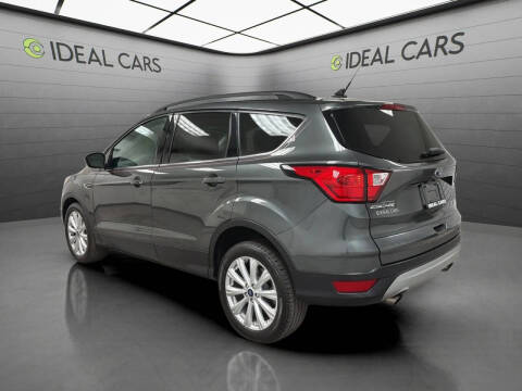 2019 Ford Escape SEL