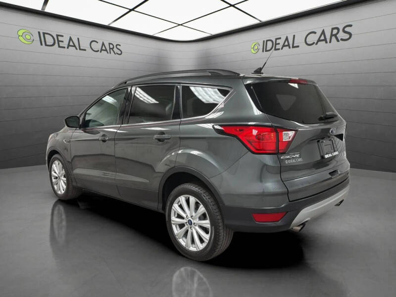 2019 Ford Escape SEL