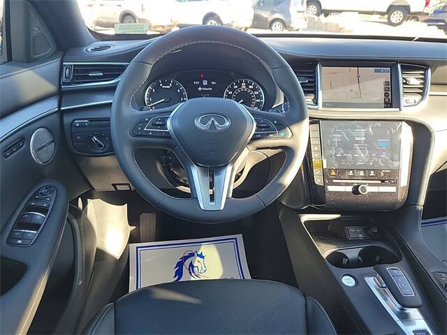 2025 Infiniti QX55 Essential