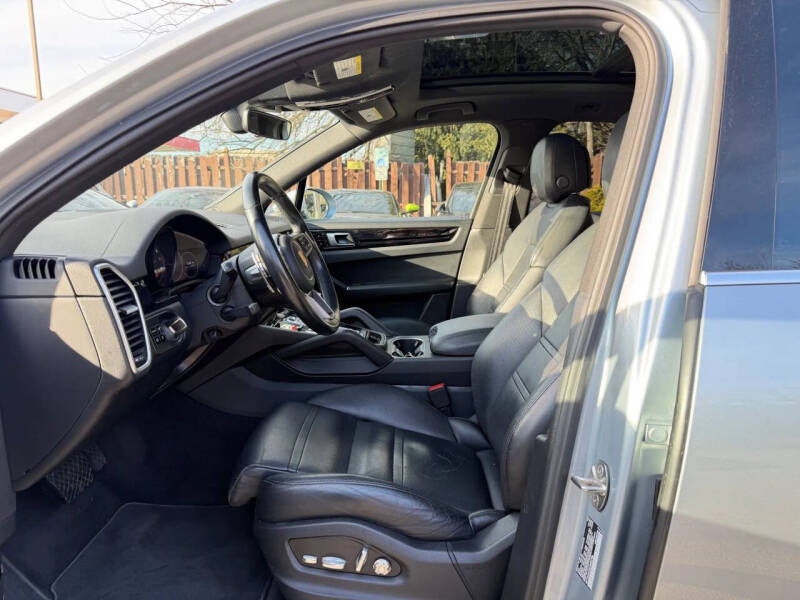 2020 Porsche Cayenne