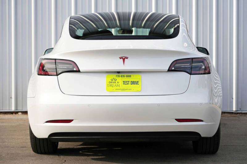 2021 Tesla Model 3 Standard Range Plus