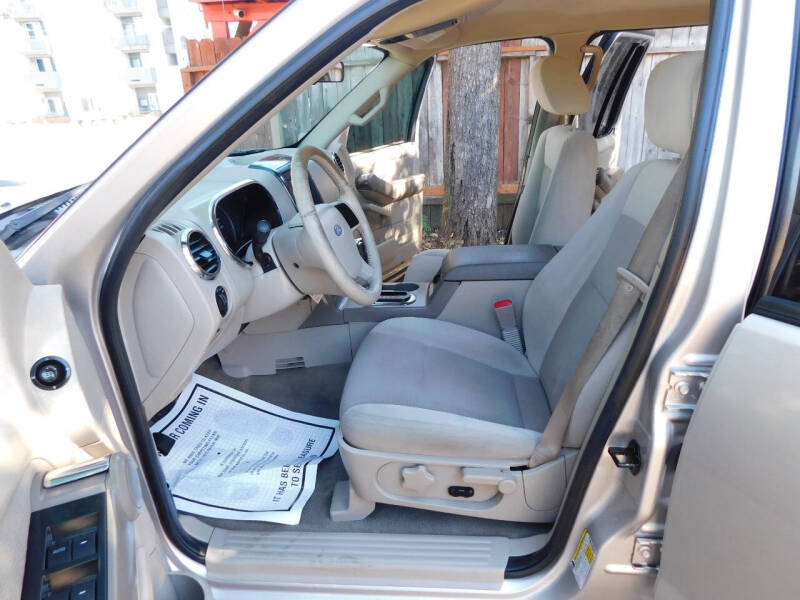 2006 Ford Explorer XLT