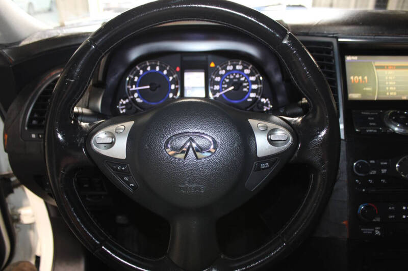 2012 Infiniti FX35