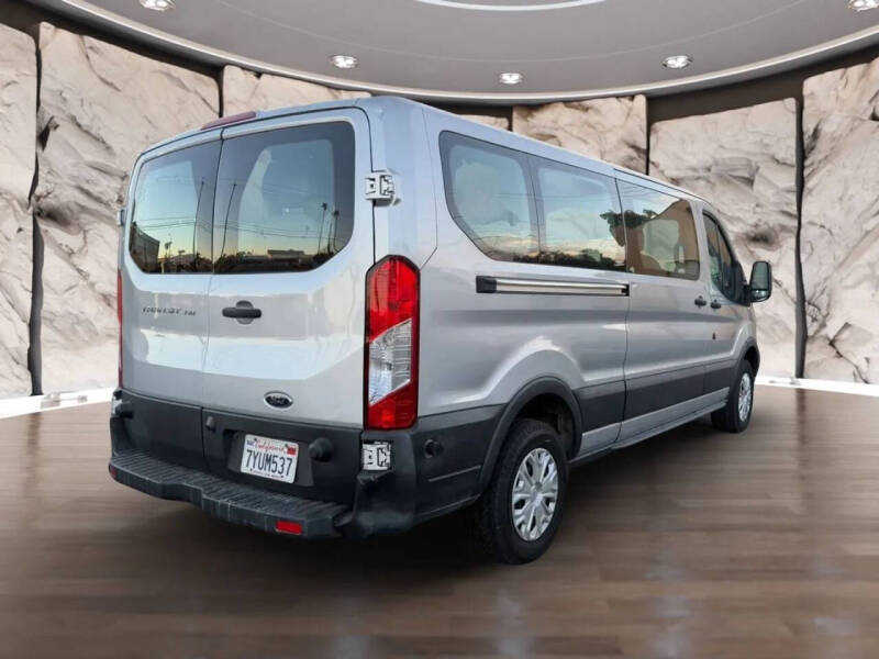 2017 Ford Transit