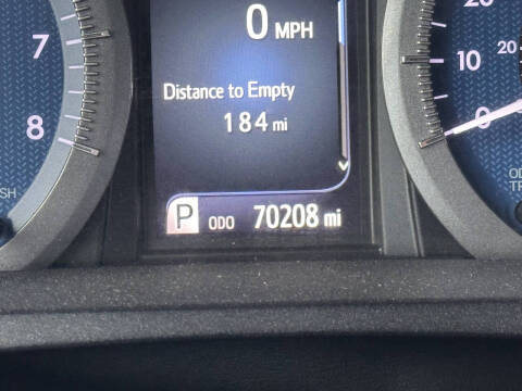 2017 Toyota Sienna XLE 7-Passenger Auto Access Seat