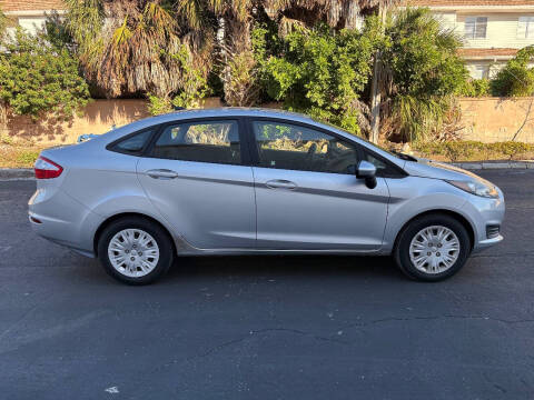 2016 Ford Fiesta S