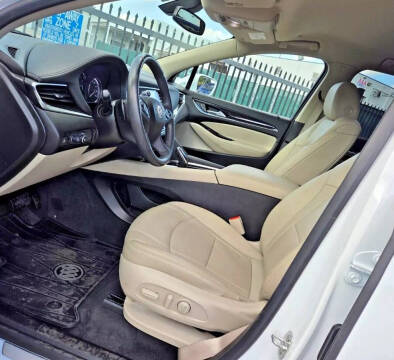 2019 Buick Enclave Essence