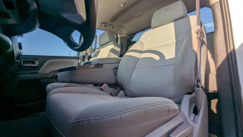 2017 Chevrolet Silverado 1500 Custom