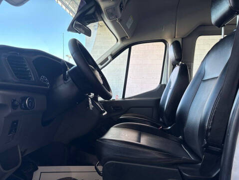 2022 Ford Transit