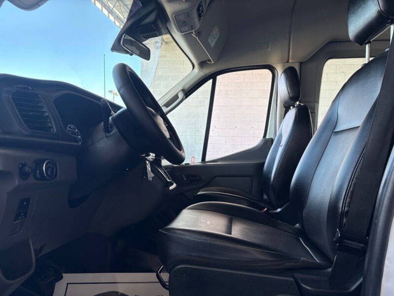2022 Ford Transit