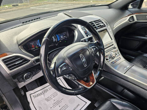 2017 Lincoln MKZ Hybrid Reserve