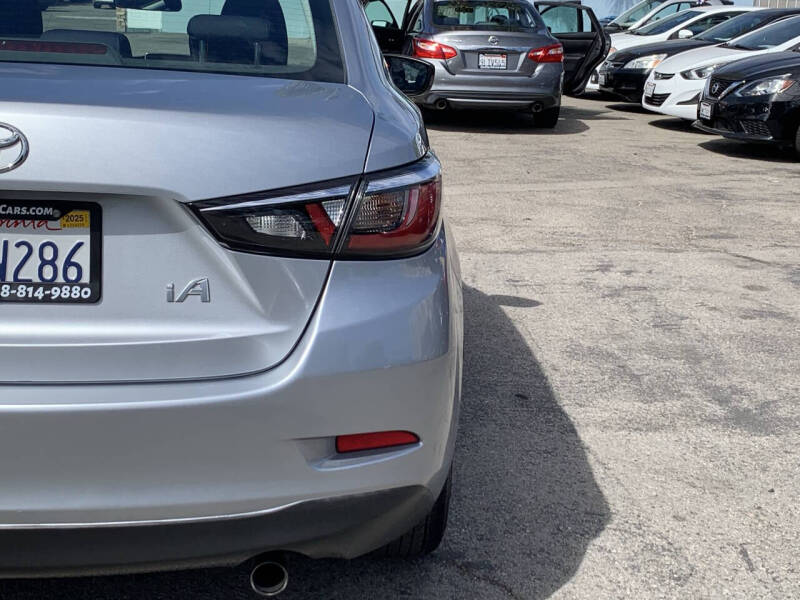 2017 Toyota Yaris iA