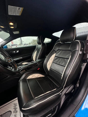 2019 Ford Mustang EcoBoost