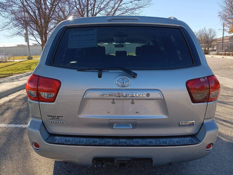 2008 Toyota Sequoia SR5