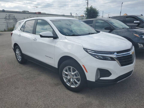 2022 Chevrolet Equinox for sale at Betten Baker Preowned Center in Twin Lake MI