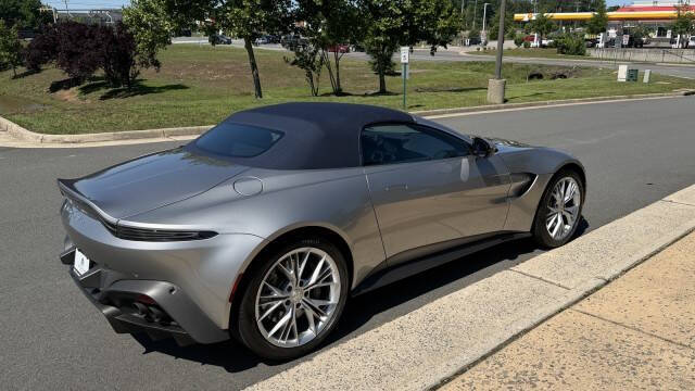 2022 Aston Martin Vantage