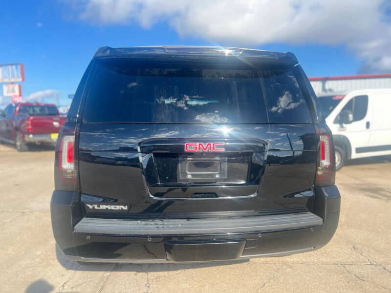 2016 GMC Yukon SLE