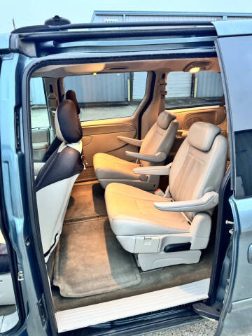 2006 Dodge Grand Caravan SXT