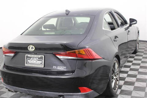 2017 Lexus IS 200t