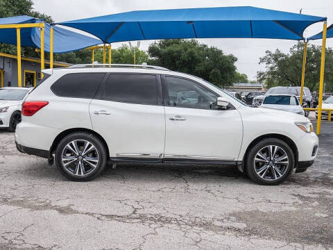 2017 Nissan Pathfinder