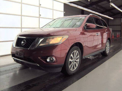 2015 Nissan Pathfinder for sale at Auto Plaza in Irving TX