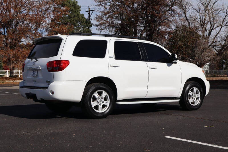 2010 Toyota Sequoia SR5