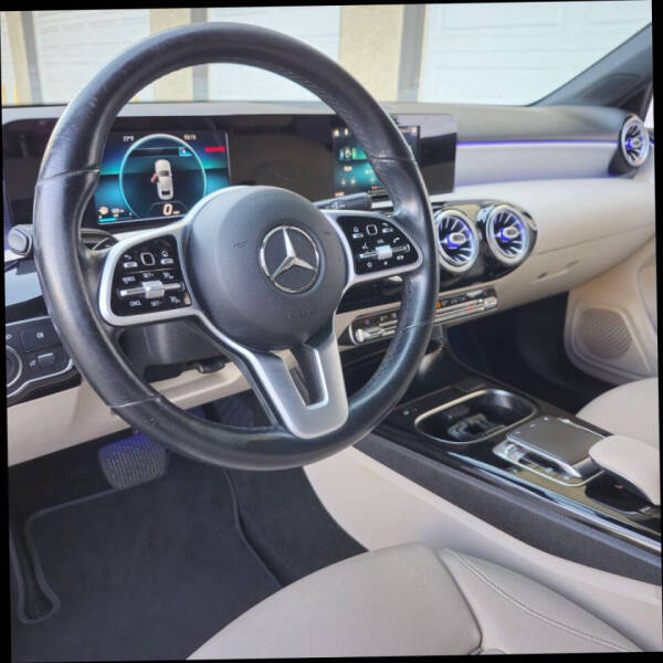 2019 Mercedes-Benz A-Class A 220