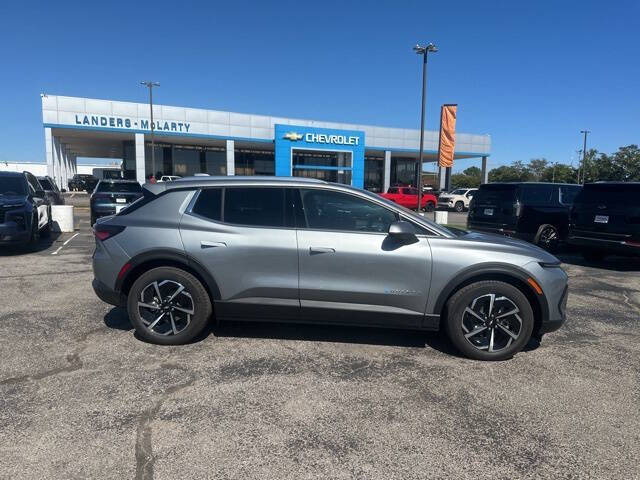 2026 Chevrolet Equinox EV LT 2