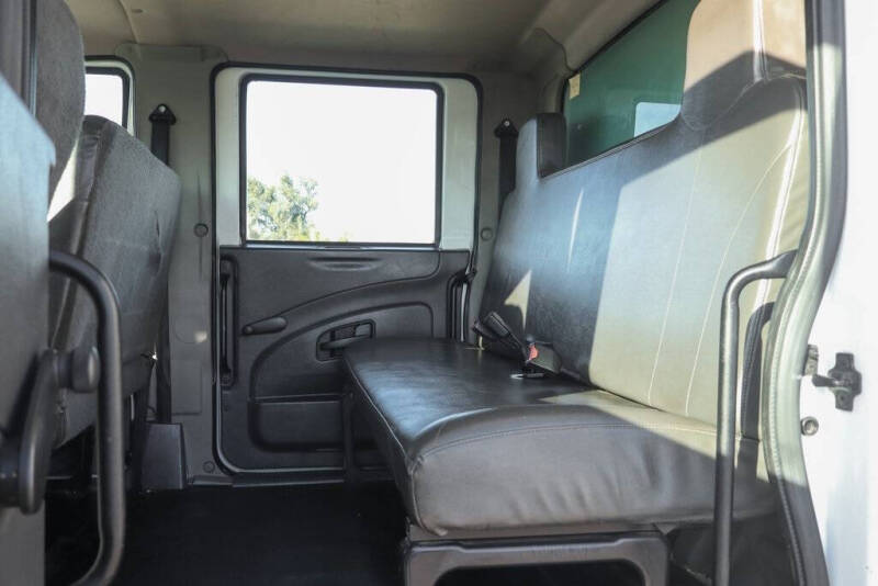 2018 International DuraStar 4300