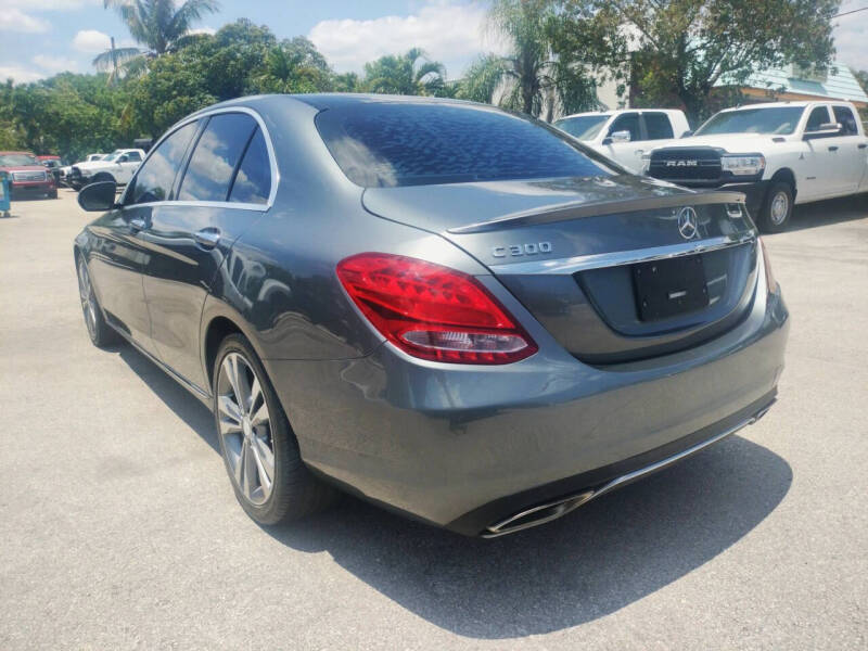 2017 Mercedes-Benz C-Class