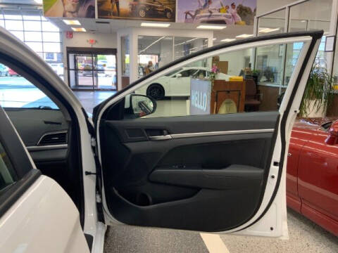 2019 Hyundai Elantra