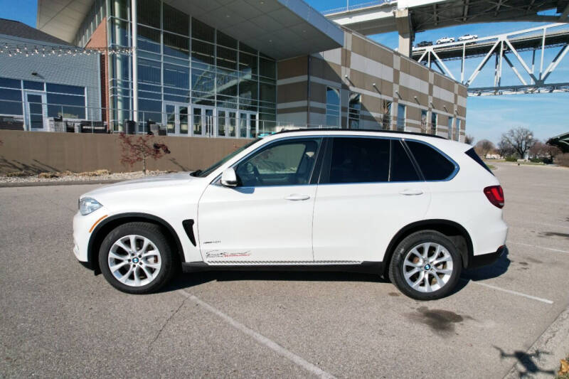 2016 BMW X5 xDrive50i photo 3