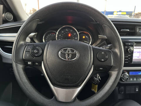 2015 Toyota Corolla LE